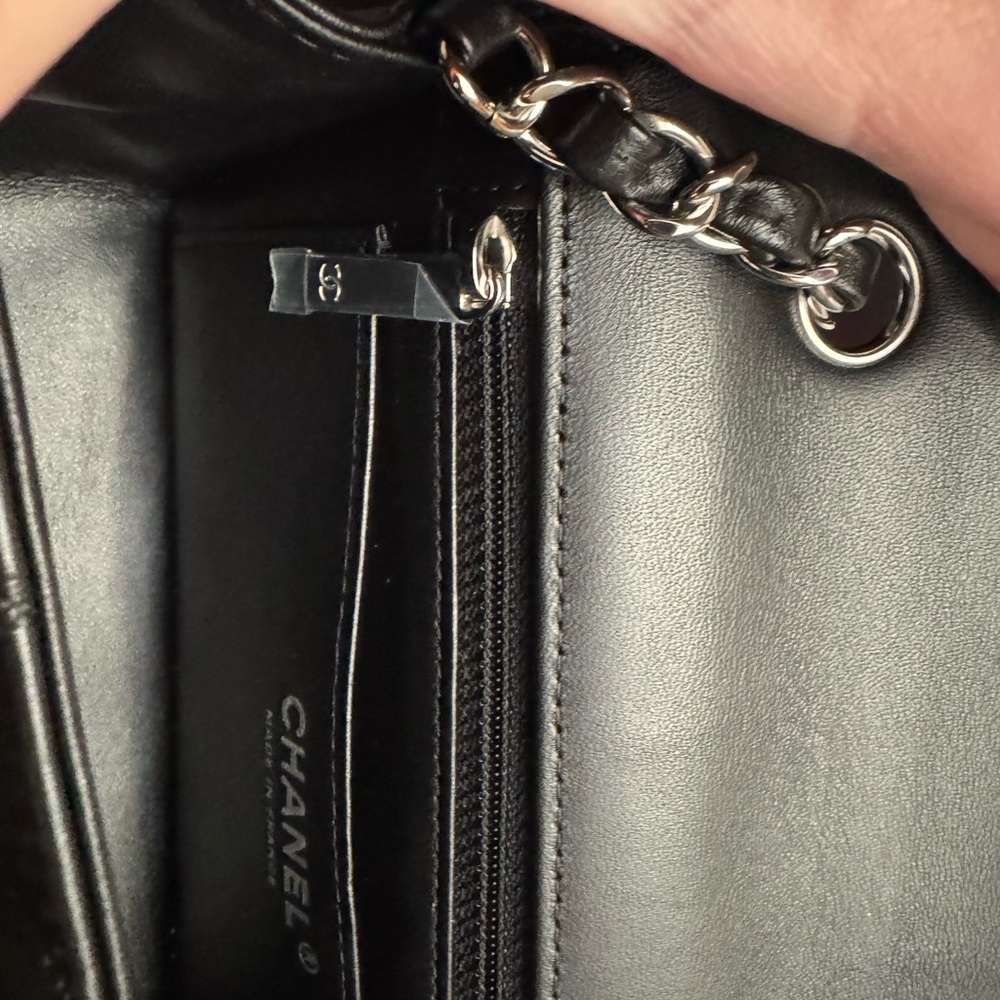 Chanel Mini - Picture 7 of 14